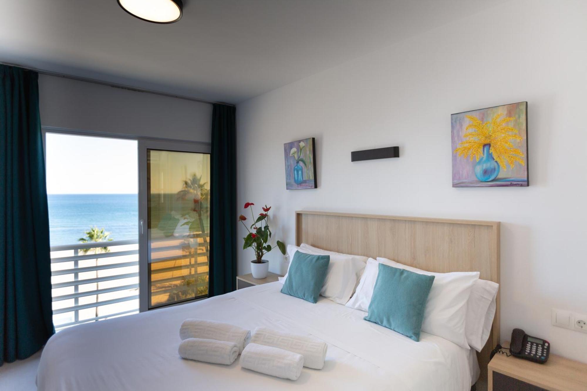 Hotel Mediterraneo By Croma Estepona Zewnętrze zdjęcie
