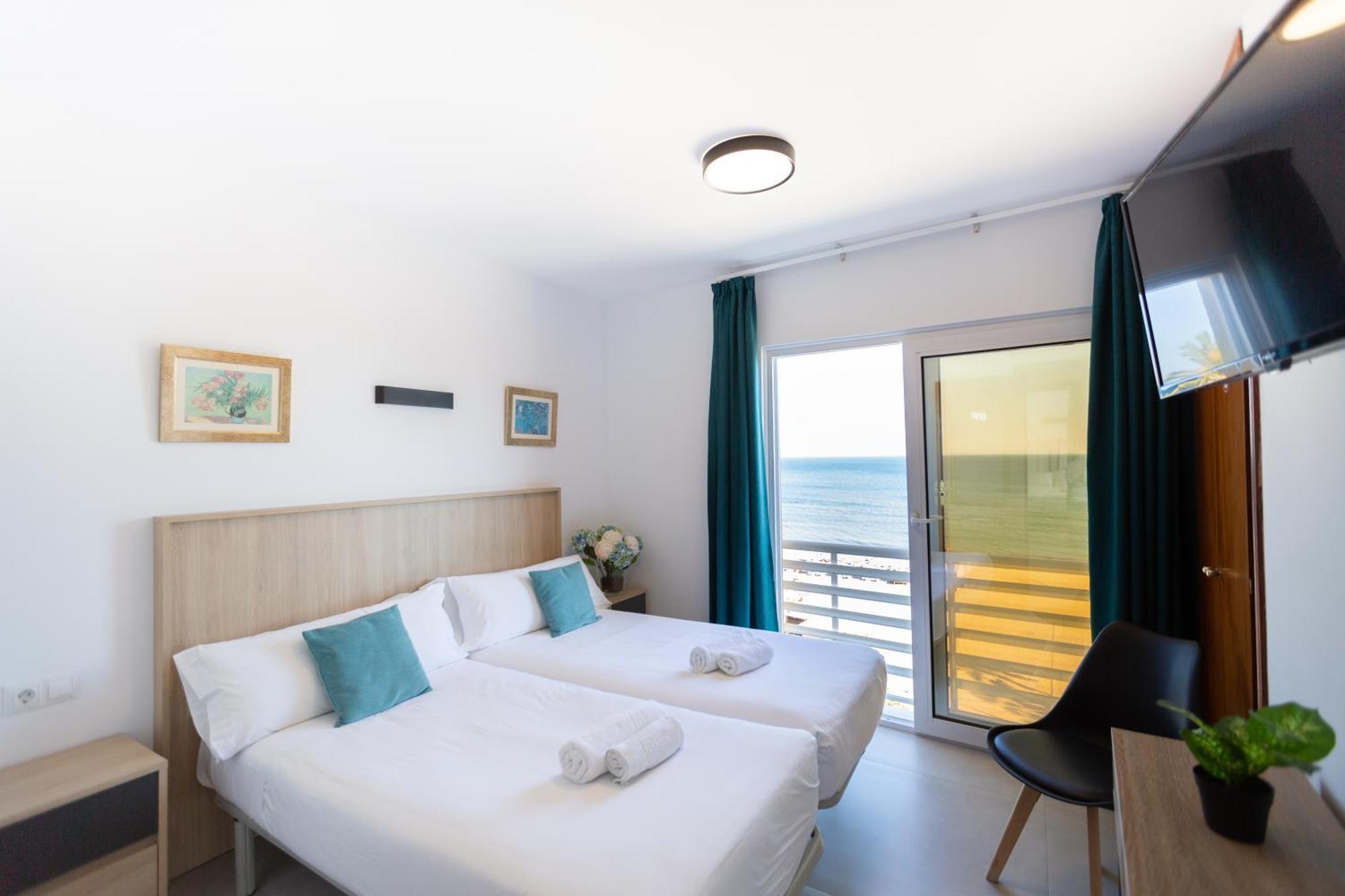 Hotel Mediterraneo By Croma Estepona Zewnętrze zdjęcie